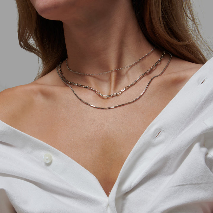 Kolme-kerroksinen Choker-kaulakoru