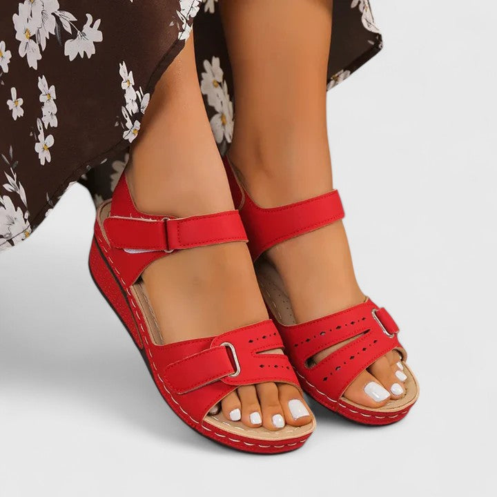 Guinevere™ | Ortodontiset Sandalet