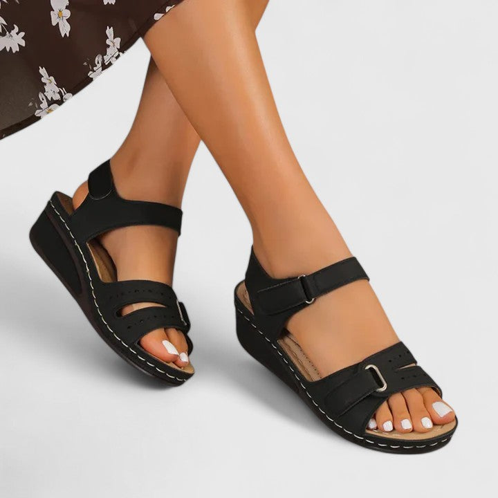 Guinevere™ | Ortodontiset Sandalet